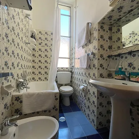 Parco Sui Navigli -appartamento Con Parking Privato Appartement *